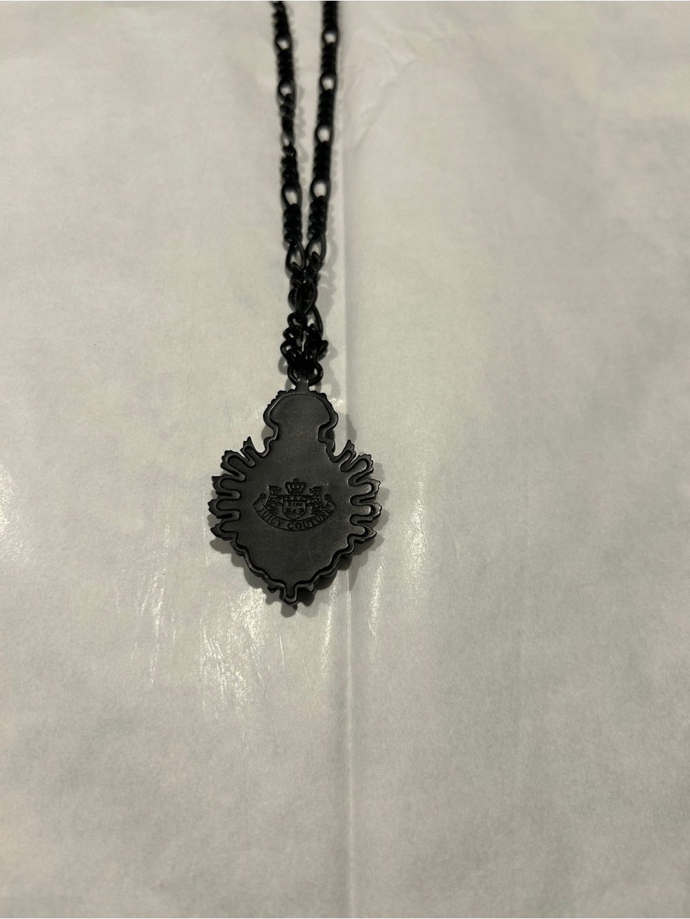 Vintage Juicy Couture Black Pendant Necklace - Picture 4 of 4
